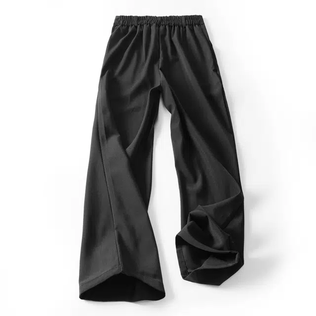 maxim's de paris vibe