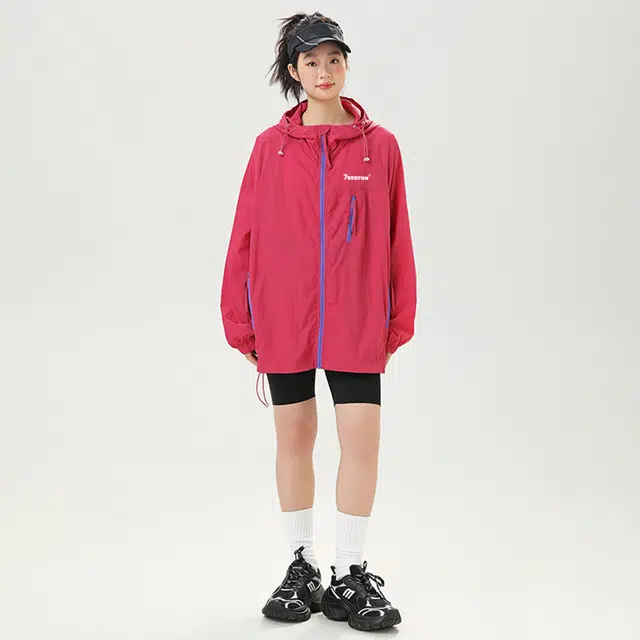 7 SEVFUN logoUPF50+