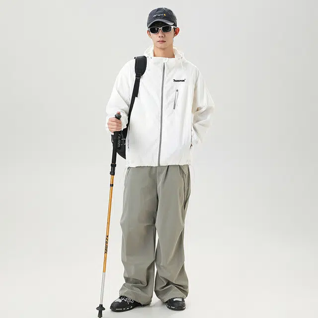 7 SEVFUN logoUPF50+