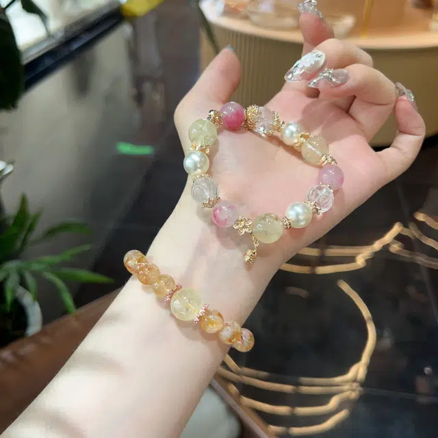 千叶珠宝 「璎珞叠翠·金缀梦」 优雅可爱灵动招桃花浪漫樱花轻奢高级感小众设计款#好运天然 粉水晶 手串 男女同款情侣款