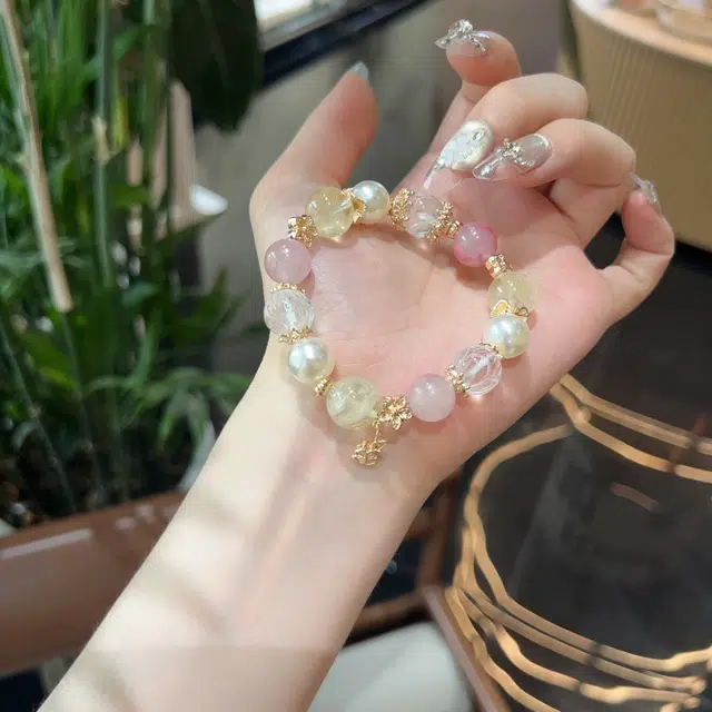 千叶珠宝 「璎珞叠翠·金缀梦」 优雅可爱灵动招桃花浪漫樱花轻奢高级感小众设计款#好运天然 粉水晶 手串 男女同款情侣款
