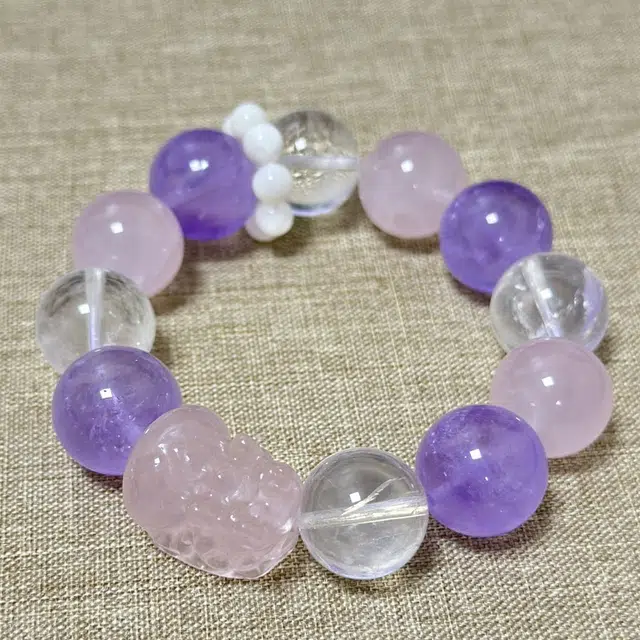 千叶珠宝 「貔貅纳财·紫印衔祥」梦幻粉紫水甜美瑞兽貔貅招财旺人缘转运串珠 新中式国潮小众轻奢设计款#好运天然 粉水晶 手串 女款