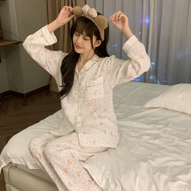 俞兆林 高级感碎花卡通翻领开衫甜美少女柔软纯棉纱长袖长裤舒适家居服睡衣套装 秋冬季 女款