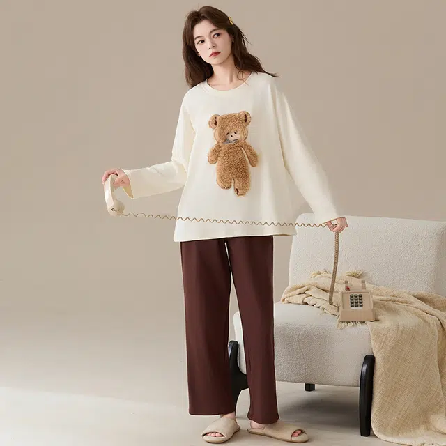 俞兆林 柔软纯棉可爱小熊卡通高级感圆领甜美少女学生舒适长袖家居服两件套睡衣套装 秋冬季 女款