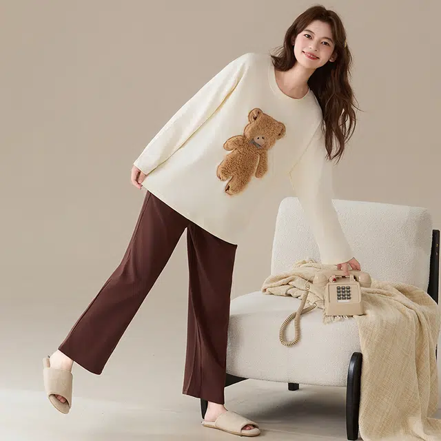 俞兆林 柔软纯棉可爱小熊卡通高级感圆领甜美少女学生舒适长袖家居服两件套睡衣套装 秋冬季 女款