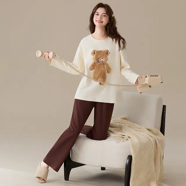 俞兆林 柔软纯棉可爱小熊卡通高级感圆领甜美少女学生舒适长袖家居服两件套睡衣套装 秋冬季 女款