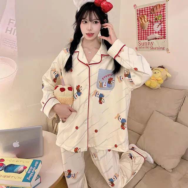 俞兆林 高级感可爱长条狗卡通开衫柔软保暖德绒长袖长裤舒适家居服睡衣套装 秋冬季 女款