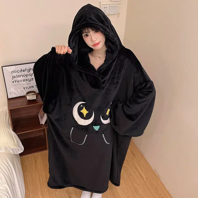 俞兆林 可爱搞怪卡通高级感柔软保暖法兰绒连帽中长裙宽松长袖家居服睡裙 秋冬季 女款