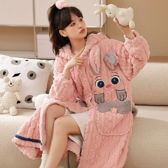俞兆林 可爱小兔卡通高级感柔软保暖珊瑚绒长款连帽睡衣浴袍甜美少女舒适家居服睡袍 秋冬季 女款