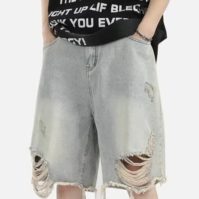 木木兔 美式破洞水洗复古潮牌高街痞帅休闲百搭小众时尚设计感五分裤牛仔短裤 男款