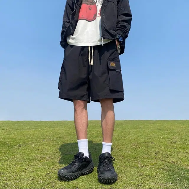 木木兔 美式大口袋潮牌速干百搭休闲宽松时尚运动中裤透气小众五分裤工装短裤 男款