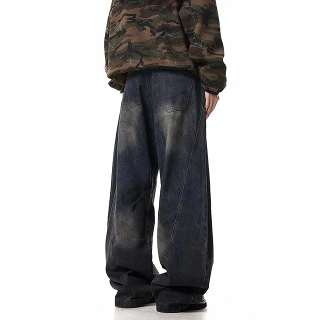 baggy