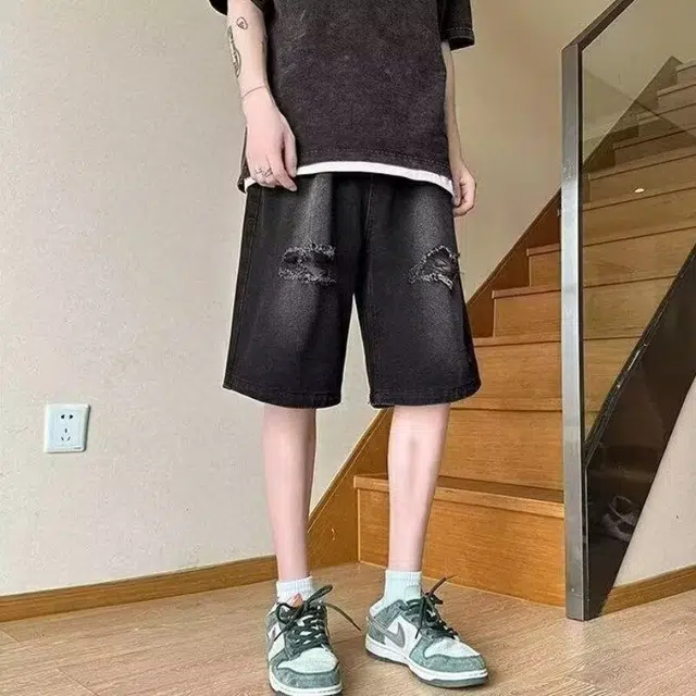 木木兔 美式破洞复古潮牌修身休闲百搭小众时尚直筒设计感五分裤牛仔短裤 男款