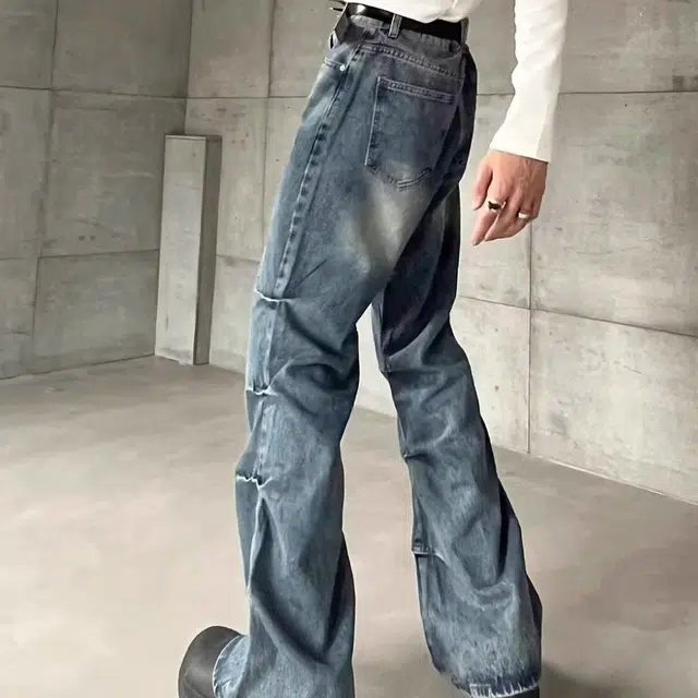 木木兔 美式高街复古水洗褶皱牛仔裤 男款