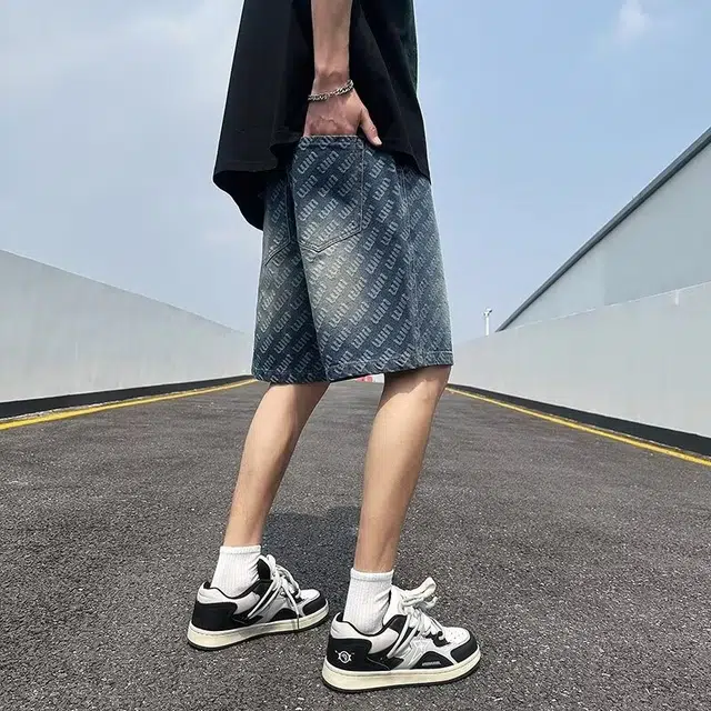 木木兔 美式薄款提花纹复古潮牌直筒宽松休闲百搭小众时尚设计感五分裤牛仔短裤 男款