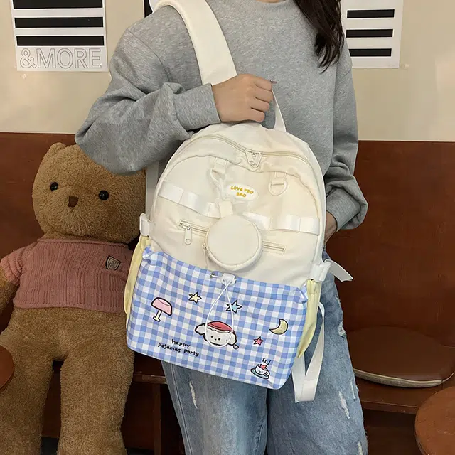 绿野客 个性痛层 高颜值 少女出游背包 可爱大学生书包包 尼龙 双肩包