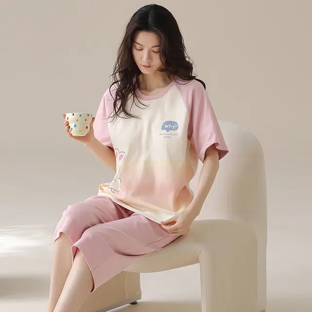 黛尔佳人 短袖七分裤抗菌宽松舒适透气吸汗睡衣套装 女款