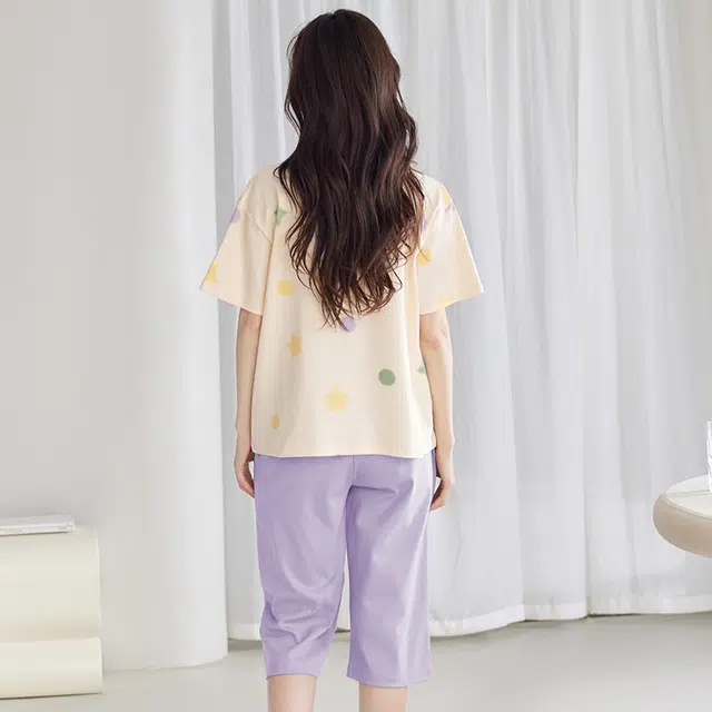 黛尔佳人 带胸垫短袖七分裤清新时尚透气吸汗夏季睡衣套装 女款