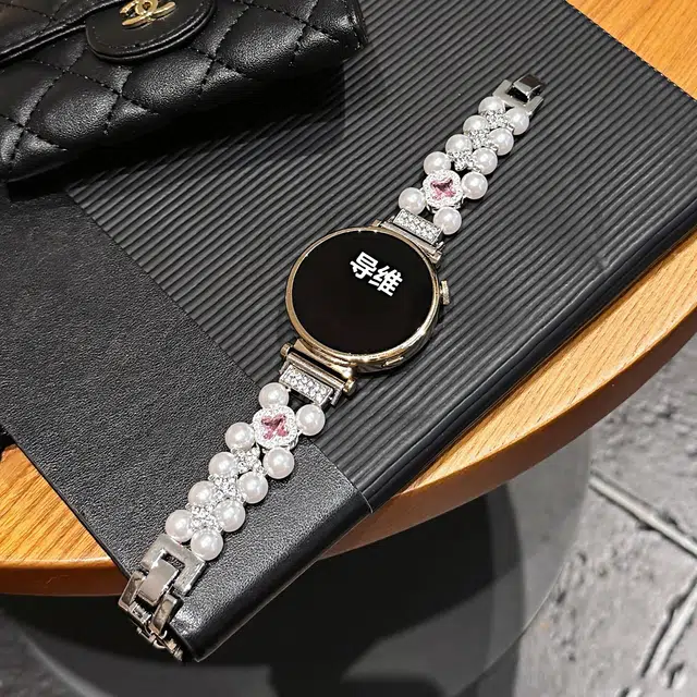 gt5watch5gt4