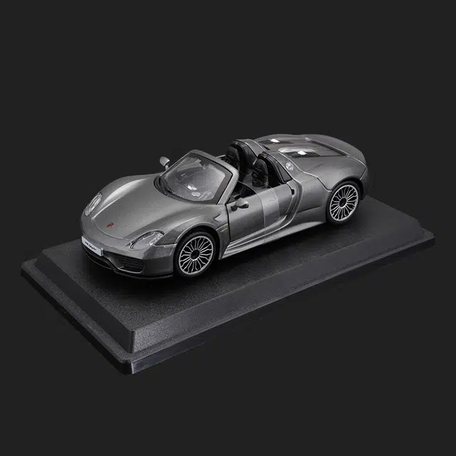 918