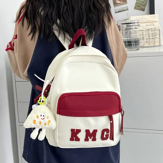 南潇湘 小清新休闲高颜值精美潮版韩版背包初高中大学上课百搭 尼龙布 双肩包 男女同款情侣款 红色/蓝色/黑色/卡其色