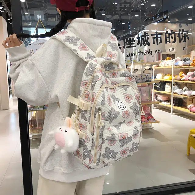 南潇湘 小清新休闲高颜值精美潮版韩版背包初中生高中生大学生上课百搭 尼龙 双肩包 女款 粉红色/灰色/蓝色/黑色
