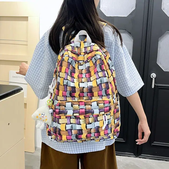 南潇湘 撞色系轻便百搭洋气个性气质高级感潮流时尚初中高中大学生上课 尼龙 双肩包 女款 紫红色/黄绿色/黄蓝色/蓝紫色
