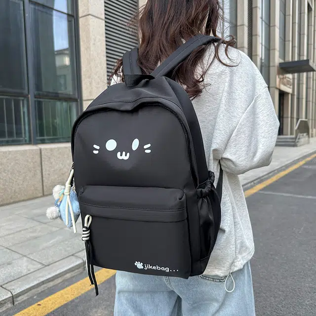 南潇湘 高颜值可爱卡通 尼龙 双肩包 女款 多色