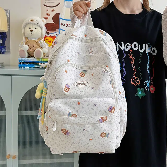 南潇湘 时尚潮流可爱百搭 尼龙 双肩包 常规 女款 多色