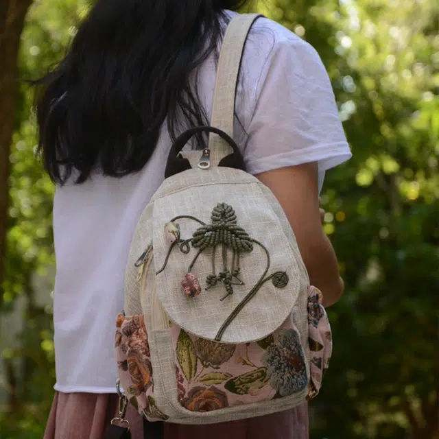 南潇湘 时尚百搭高颜值个性出行收纳潮流简约 棉麻 双肩包 女款 粉红色