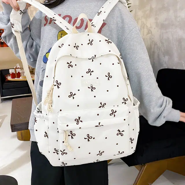 南潇湘 小清新休闲高颜值韩版背包初中生高中生大学生上课百搭书包 尼龙 双肩包 男女同款情侣款 卡其色/紫罗兰/深蓝色/粉色/黑色