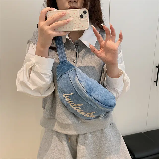南潇湘 时尚潮流百搭出行 牛仔布 腰包 常规 男女同款情侣款 浅蓝色/黑色/深蓝色