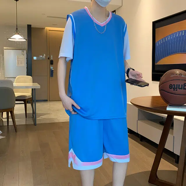 EMINU 2025