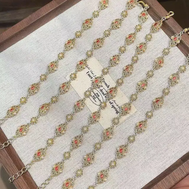 999