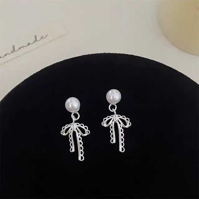 饰之颜 韩系蕾丝花边蝴蝶结珍珠 轻奢高级感甜美耳钉后挂式小众精致#好运 合金 耳环 女款