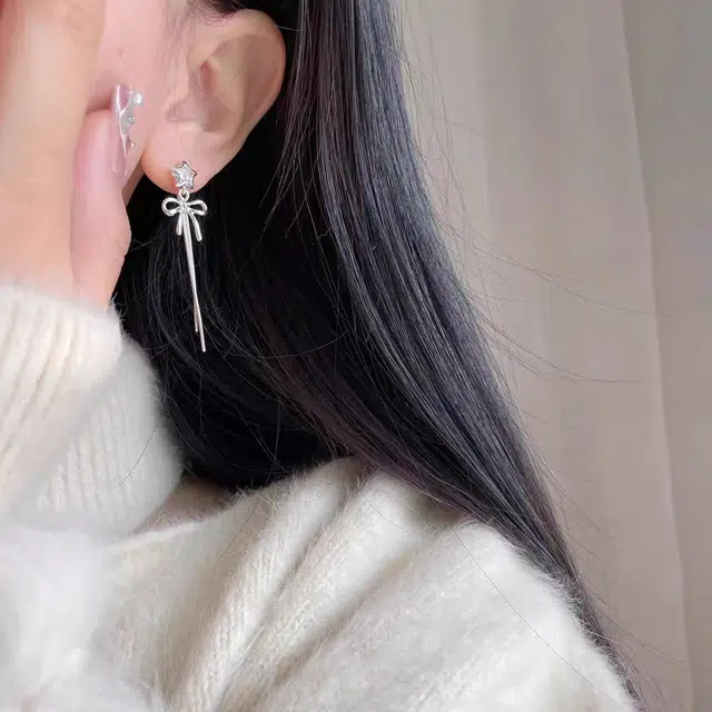 饰之颜 韩系星星蝴蝶结流苏 精致优雅 轻奢设计 高级感小众 时尚简约 通勤百搭 好运 合金 耳环 女款