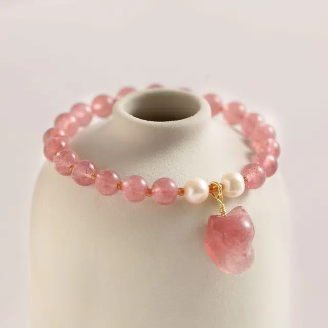 饰之颜 新中式 狐狸 守护 平衡情绪招财纳福 精致甜美百搭#好运 旺桃花天然 草莓晶 手串 女款