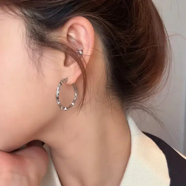 饰之颜 韩系碎银子圆耳圈轻奢高级感 夸张方圆脸耳饰百搭日常 通勤旅行个性小众设计 铜 耳环 女款