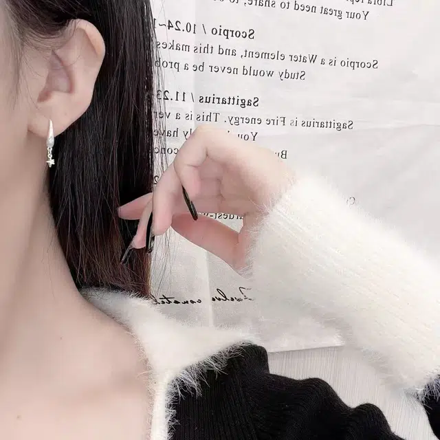 饰之颜 韩系 银辉星芒 时尚精致高级时尚 轻奢小众创意设计日常通勤百搭 大方时尚简约风 #好运 合金 耳环 女款