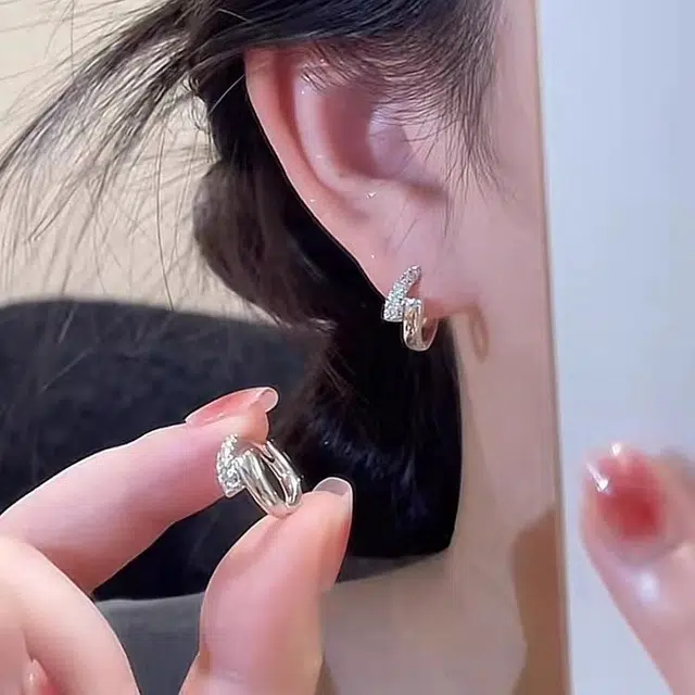 饰之颜 韩系复古法式微镶小圆圈 精致小巧 百搭 小众气质高级感设计 冷淡风气质日常通勤 合金 耳环 女款