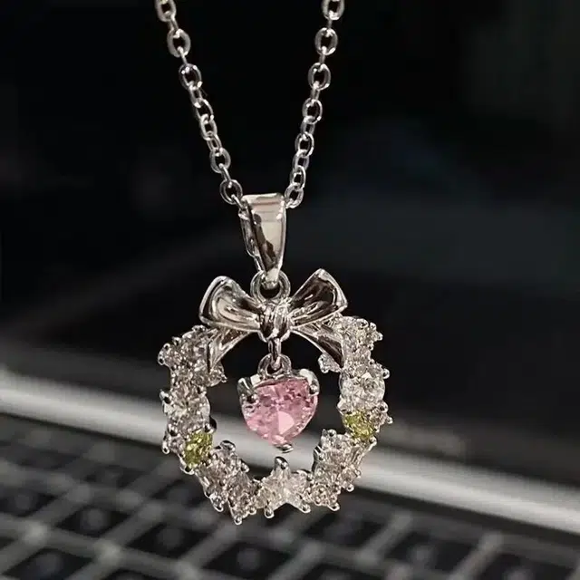 饰之颜 甜美可爱爱之花环-三秒心动小众高级感潮流轻奢百搭日常转运校园通勤穿搭 合金 项链 女款