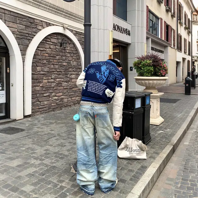 UNA RETA vintagevibe