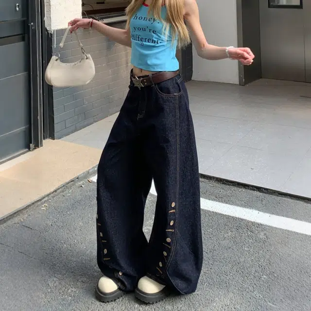 UNA RETA baggycleanfit