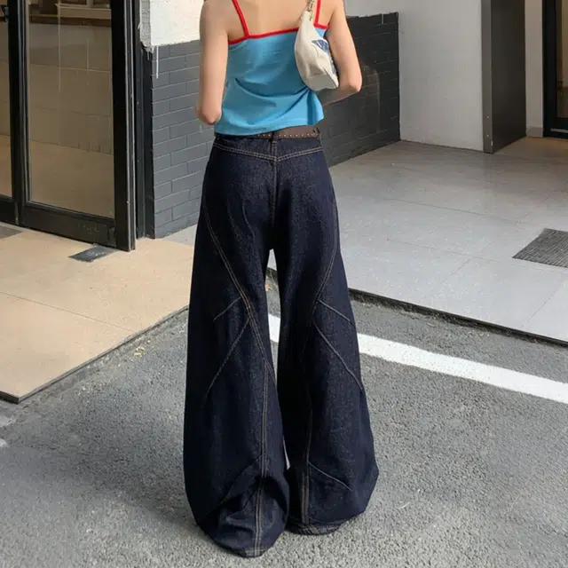 UNA RETA baggycleanfit