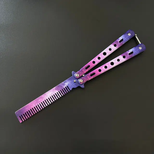 悦米乐 超多款式蝴蝶梳子折叠梳 色彩绚丽工艺精良把玩收藏皆可 设计亮眼多色可选 练习甩手刀未开刃便携训练刀 成品模型