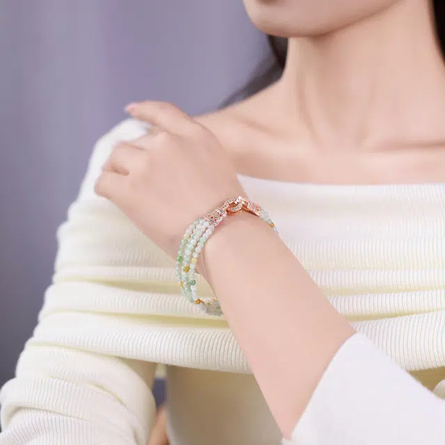 子婳 三彩小众设计复古宫廷风汉服旗袍优雅百搭 糯冰 翡翠手串 女款