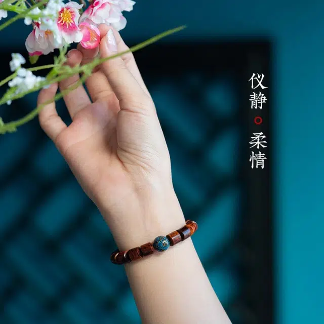 子婳 糠梨原创珠串木质精致工艺经典传承手工雕琢梵复古民族风文玩 黄花梨 手串 男款