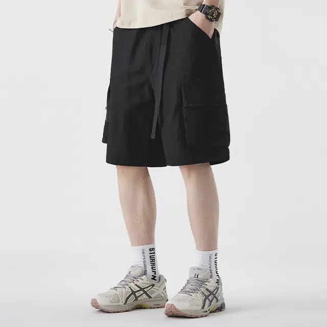 红豆 山系户外机能宽松舒适五分裤美式复古多口袋阔腿显高显瘦垂坠感中裤松紧腰系带潮流极简风纯色露营沙滩裤工装短裤 男女同款