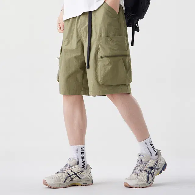 红豆 山系户外机能宽松舒适五分裤美式复古多口袋阔腿显高显瘦垂坠感中裤松紧腰系带潮流极简风纯色露营沙滩裤工装短裤 男女同款