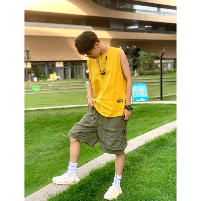 徐百货 美式潮牌时尚工装夏季薄款透气大口袋纯色潮流百搭宽松五分裤休闲短裤 男女同款